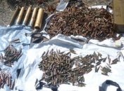 В Донецкой области в жилом доме найден арсенал с боеприпасами