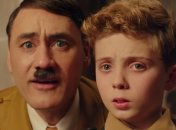 Появился украинский трейлер трагикомедии "Кролик Джо" с Тайкой Вайтити в роли Гитлера