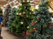 Врачи объяснили, чем опасны искусственные елки