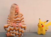 Кэти Перри вспомнила годы своей юности в новом клипе с Пикачу (видео)