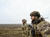 Українські військові тримають оборону попри дефіцит боєприпасів
