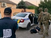 Четверо полицейских задержали за торговлю наркотиками