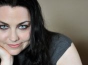 Вокалистка Evanescence ждет первенца