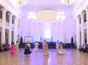 Волонтеры сделали удивительный подарок женщинам, воевавшим на Донбассе (Видео)