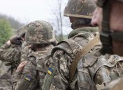 Украинские солдаты на учениях