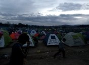 Македония призывает Грецию отправить беженцев в центры по их приему