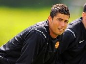 Роналду может играть в футбол до 40 лет