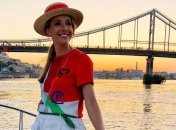 Катя Осадчая похвасталась фото без косметики