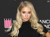 Пэрис Хилтон продемонстрировала стильный look в аэропорту