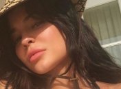 Мільярдерка Кайлі Дженнер запускає виробництво антисептиків