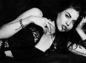 Дочь Курта Кобейна спела песню в годовщину смерти отца (Видео) 