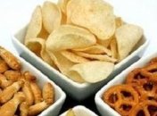 Печенье и чипсы снижают умственные способности детей