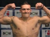 Усик: Паспорт я менять не собираюсь, Крым - это Украина