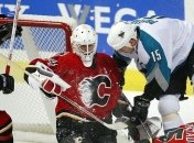 НХЛ: нарушение "атака на вратаря" будет рассматриваться тщательнее