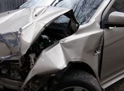 Автомобиль с украденной со свадьбы невестой попал в аварию.