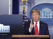 Трамп опроверг информацию о том, что разведка предупреждала его о COVID-19 еще в январе