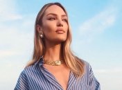 В одной рубашке: Кэндис Свейнпол блеснула на красной дорожке в Венеции (Фото, Видео)