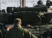 Тенюх о событиях в Крыму: Из 12 тысяч военных 10 тысяч перешли на сторону врага