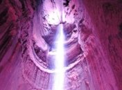 Руби-фоллс - водопад внутри горы Лукаут (Фото)