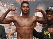 Комми хочет провести бой против Теофимо Лопеса