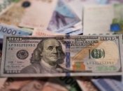 Курс доллара стабилен, иена дешевеет