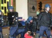 Во Франции продолжаются протесты против полицейского насилия