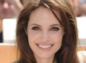 Анджелина Джоли победила анорексию