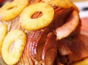 Окорок в глазури с ананасом