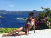 Жена футболиста сборной Украины забыла надеть нижнее белье (фото)