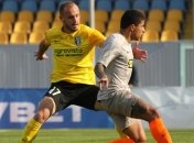 Футбольный клуб начал продажу газона, на котором был повержен "Шахтер" (фото)