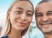 Жена Виктора Павлика показала беременный живот и рассекретила примерную дату родов