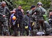 Спасение детей из затопленной пещеры в Таиланде: погиб водолаз