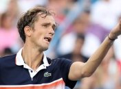 Медведев с разгромной победы стартовал на US Open 2019