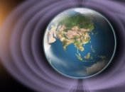 Северный магнитный полюс Земли "уезжает" в Сибирь: исследователи нашли объяснение