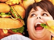 Медики назвали главные причины, почему вам постоянно хочется есть