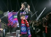 Шестнадцатилетний киберспортсмен выиграл первый крупный чемпионат по FIFA 18