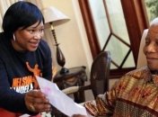 У померлої доньки Нельсона Мандели виявили Covid-19