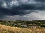 Синоптики предупредили о грозах и шквалах 