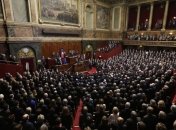 Национальная ассамблея Франции продлила чрезвычайное положение