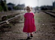 Киевские чиновники использовали сирот, чтобы "отмазать" родственников от мобилизации: раскрыта циничная схема