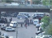 В Ереване продолжаются переговоры о заложниках