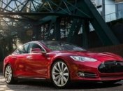 Из Tesla Model S хотят сделать спорт-кар
