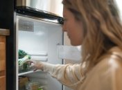 Риба, сир або деякі овочі можуть залишати неприємний запах