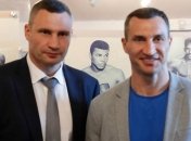 Кличко отреагировал на слухи о том, что он не лечится, а отдыхает на Барбадосе