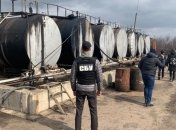 Украинцы зарабатывали миллионы на подпольном НПЗ - к нелегалом пожаловала СБУ (фото)