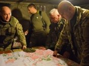 Турчинов заявляет о необходимости усиления оборонительных позиций