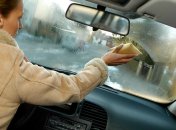 Запотівання вікон у салоні авто може свідчити й про неполадки транспортного засобу