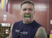 Усик рассказал, что бы сделал в ринге с Майком Тайсоном