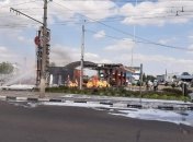 Два человека пострадали во время пожара на заправке в Житомире