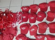 В Запорожье у мужчины изъяли более тысячи экземпляров запрещенной символики